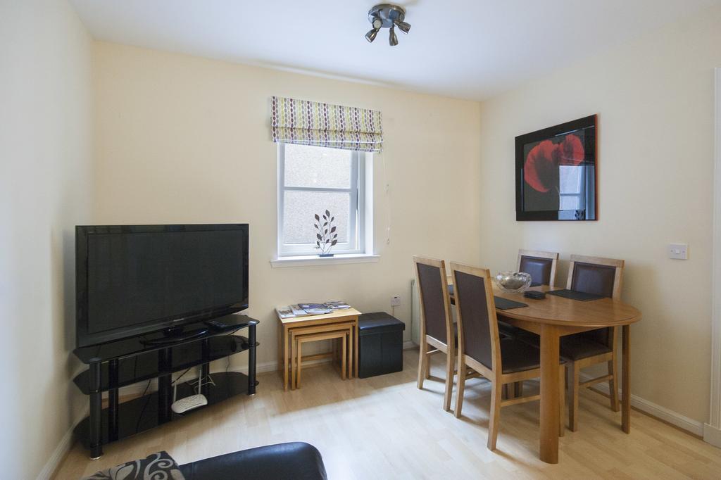 4 Varis Apartments Форрес Екстер'єр фото