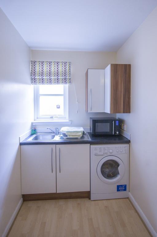 4 Varis Apartments Форрес Екстер'єр фото