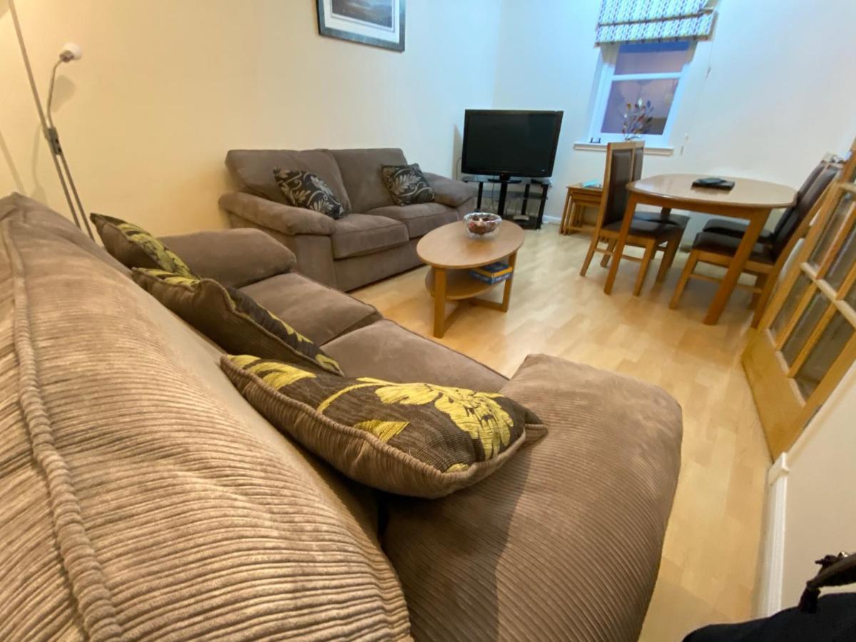 4 Varis Apartments Форрес Екстер'єр фото
